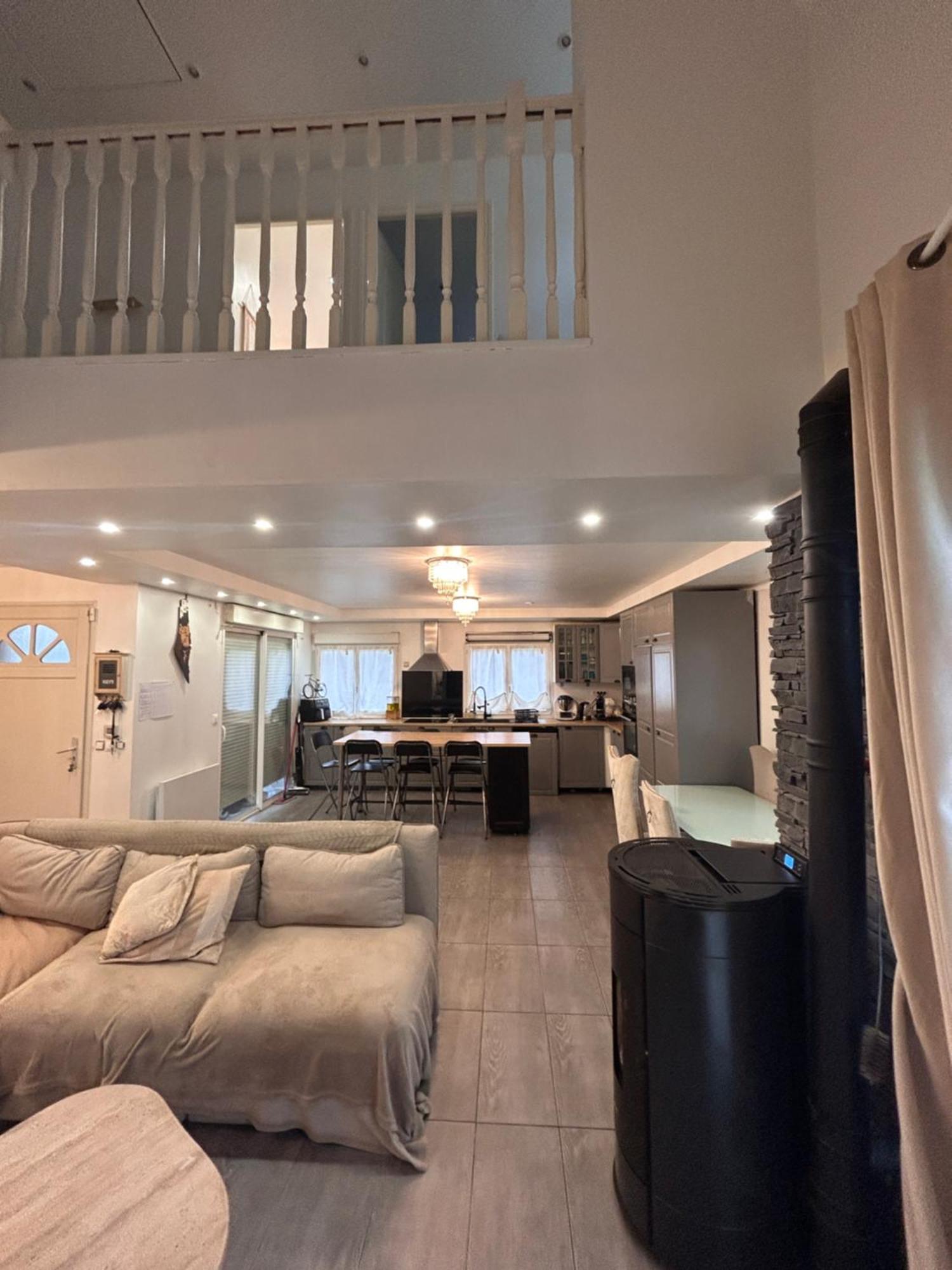Maison Cosy, Elegence Et Espace Reunis Entre Cdg & Paris Holiday home